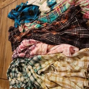 Lot of 5 bleached flannel/button downs wholesale